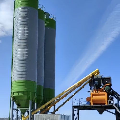 Flaky cement silo
